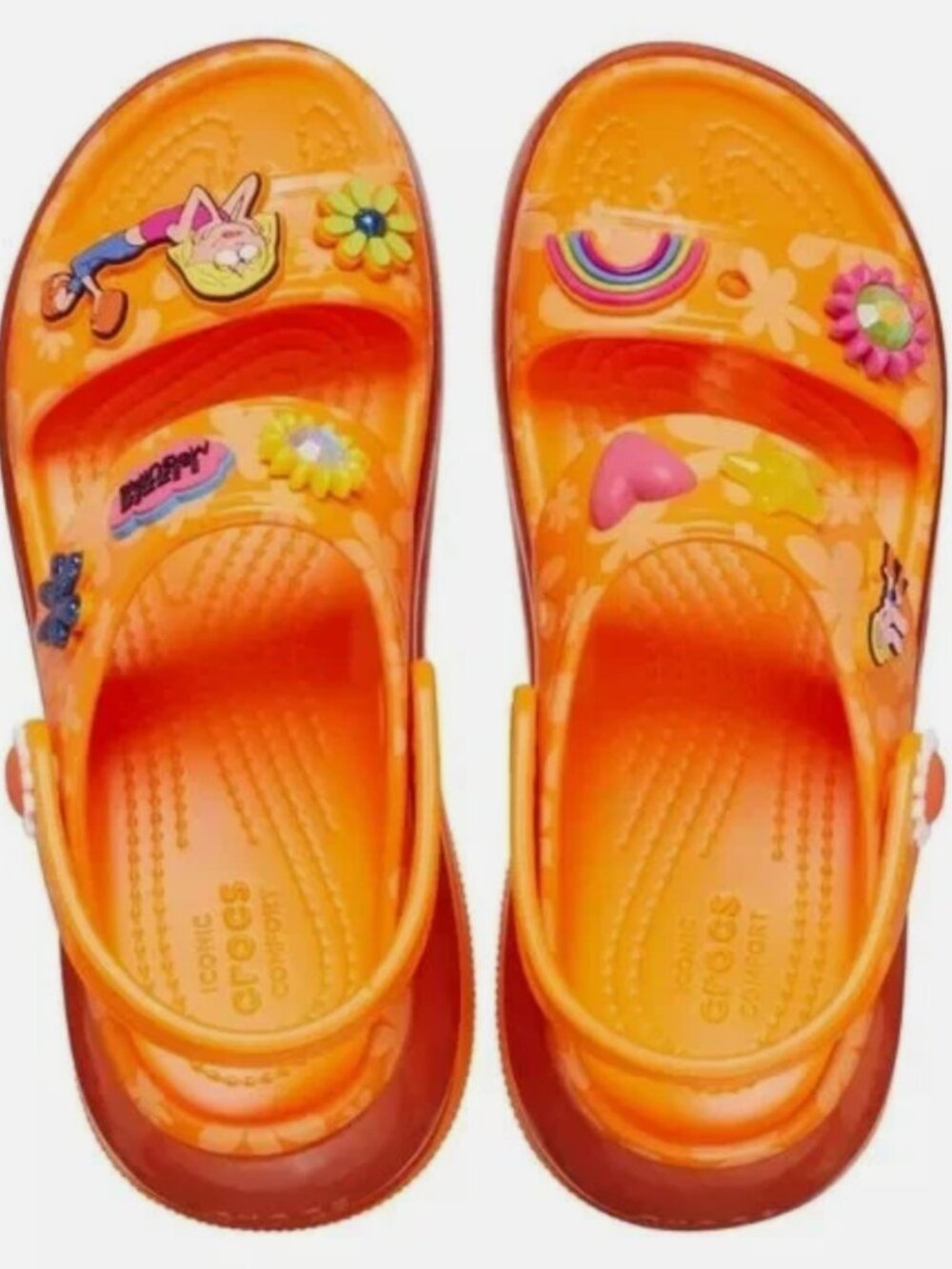 RARE Disney 2024 NWT Lizzie McGuire Crocs Orange Hilary Duff Sandals - Picture 3 of 3